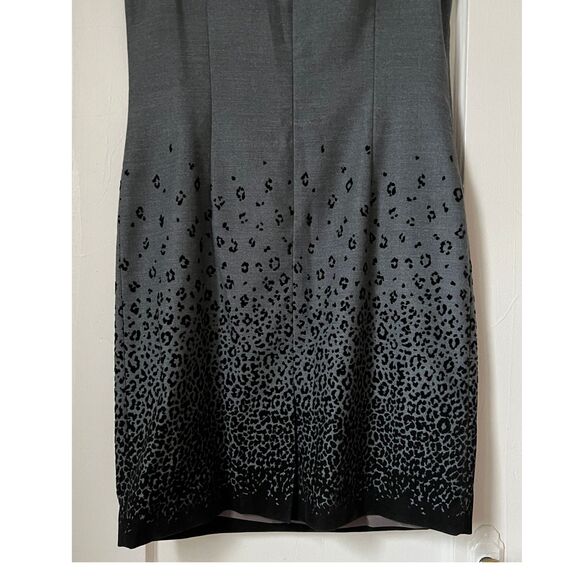 Maggy London Dress Women's Size 8 Gray Sleeveless Sheath Dress Petites - Picture 6 of 11